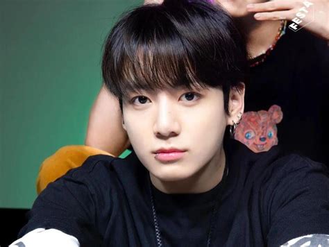 Bts Jungkook Returns To Instagram For A Very Special Reason That