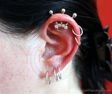 Triple Lobe And Dual Cartilage Piercing