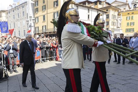 Mattarella A Brescia Per Il 50 Anniversario Della Strage Di Piazza