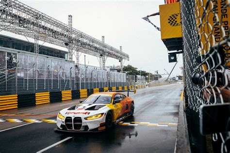 what race is m.i.a 5