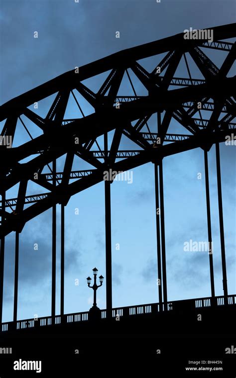 Silhouette Of Tyne Bridge Hi Res Stock Photography And Images Alamy