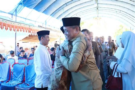 Pesta Panen Rakyat Bersatu Di Kelurahan Benteng Bupati Minta Lurah Dan