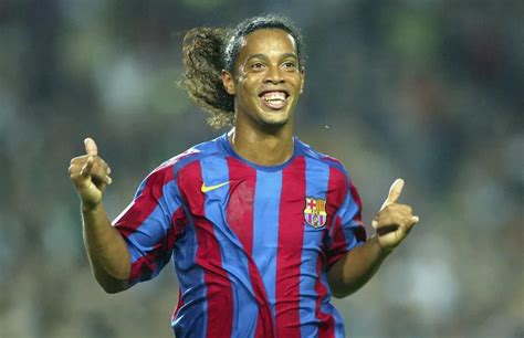 Ronaldinho Ga Cho The Wizard Calcio Deal