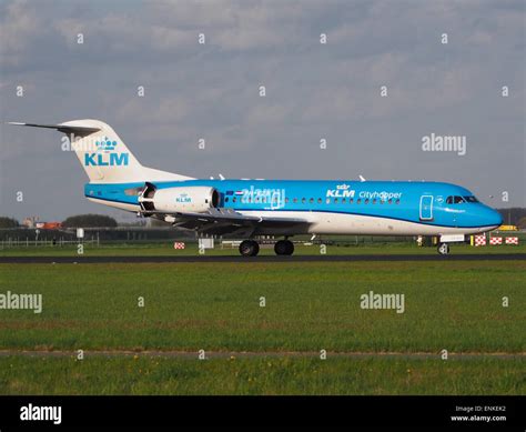 Klm Cityhopper Ph Kzb Fokker 70 100 On The Polderbaan Hi Res Stock