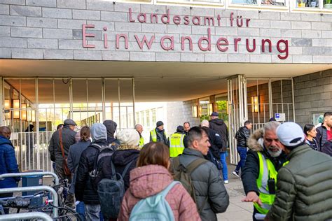 Einwanderung Nach Deutschland Steigt Auf Rekordwert