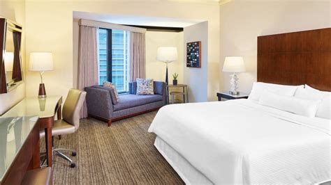 The Westin Chicago River North vacation deals - Lowest Prices ...