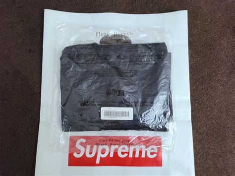 Yahoo オークション 正規品 新品 未開封 SS23 Supreme Tonal Box Log