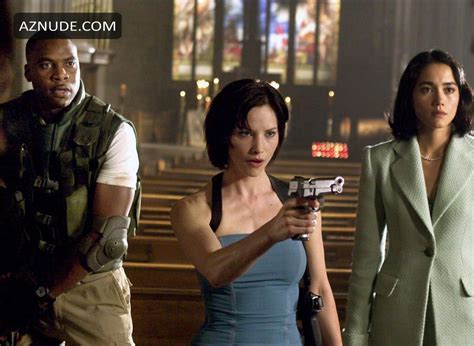 RESIDENT EVIL APOCALYPSE NUDE SCENES AZNude