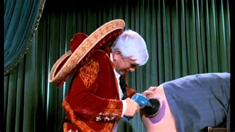 The Naked Gun ½ The Smell of Fear He s a fraud YouTube