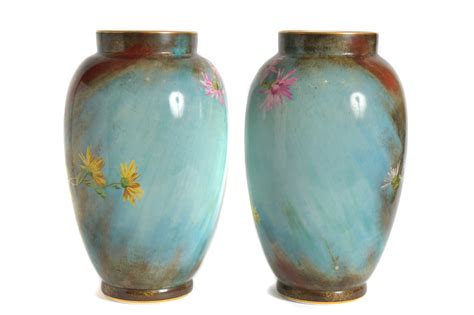 Rarissime paire de vases en opaline signée Baccarat étiquette dorigine