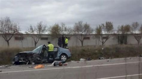 Un Grave Accidente En El Acebr N Cuenca Se Salda Con Un Muerto Y Dos