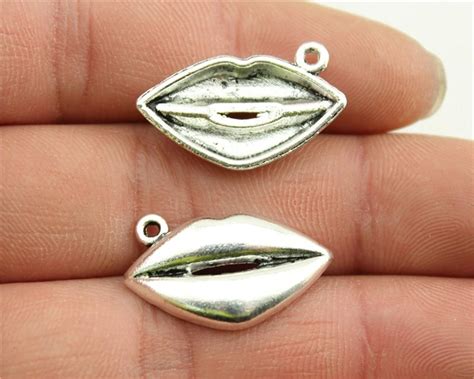 Pcs Mm Antique Silver Color Lips Charms Pendant For Diy Handmade