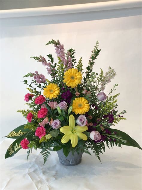 Custom Funeral Arrangement Flowers, Funeral Flowers & Custom Funeral ...