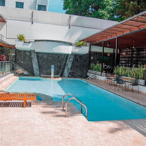 7 hoteles con piscinas increíbles en Medellín - Visitar Medellín
