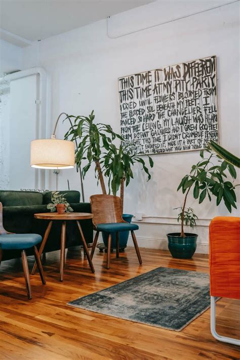 Nettoyer un parquet en bois ciré