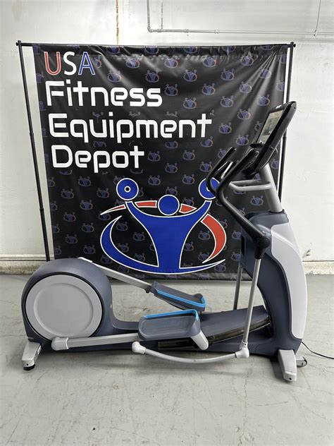 Precor EFX 885 Converging Ramp Total Body Elliptical W P82 Console