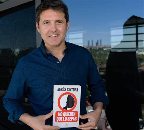 Jesús Cintora presenta su libro No quieren que lo sepas en Huelma Ideal