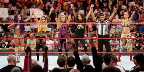 Sasha Banks Vs Bayley: 10 Things Most Fans Don't Realize About Their ...