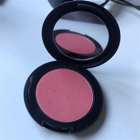 Isadora Perfect Blush 04 Rose Perfection