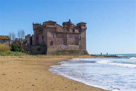 Il Misterioso Castello Italiano Sul Mare Scopriamo Dove Si Trova