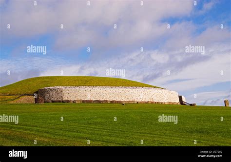 Neolithic ireland hi-res stock photography and images - Alamy