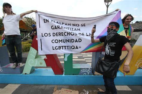 Stm Noticias Mx On Twitter Chocan En Marcha Del Orgullo De