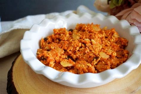 Carrot Halwa With Jaggery | Healthy Gajar Ka Halwa