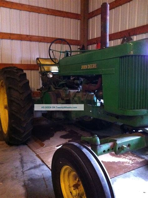 1954 John Deere Tractor Model 70 Series 2 Cylinder Runs Good