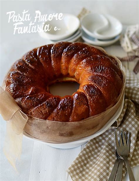 Ciambella Ripiena Di Crema Pasticcera Ricetta Dolce Ciambelle