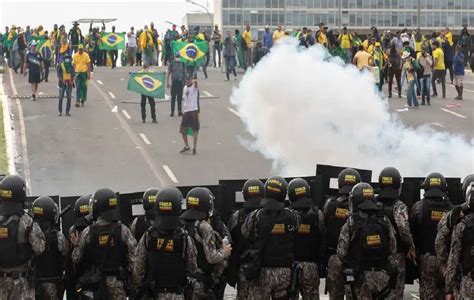 De Janeiro Relembre Moradores Da Regi O Que Tentaram Dar O Golpe Em