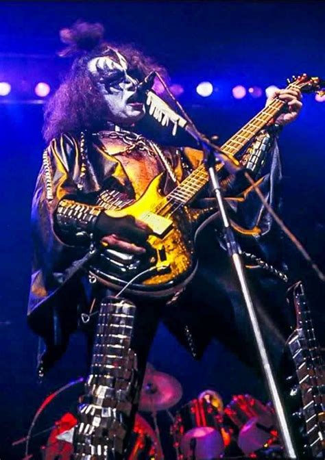 Gene Simmons Kiss World Gene Simmons Kiss Kiss Concert Vinnie