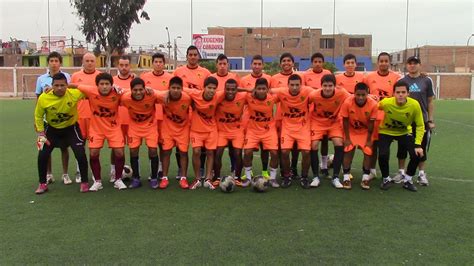 Calle Deportiva Kdt Nacional Del Callao A Punto De Iniciar La Partida