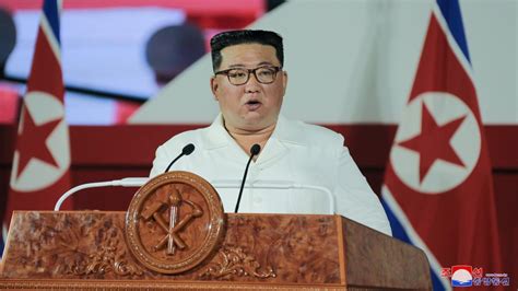 Nordkorea Kim Jong Un droht den USA und Südkorea mit Atomwaffen SVZ