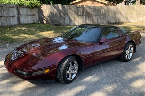 No Reserve 1993 Chevrolet Corvette Coupe 40th Anniversary 6 Speed For Sale On Bat Auctions