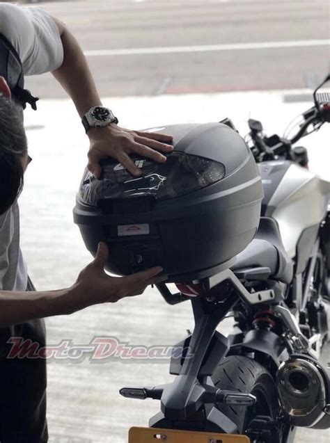 Moto DreamGIVI SR1169 後箱架 後貨架 HONDA CB300R 19 露天市集 全台最大的網路購物市集