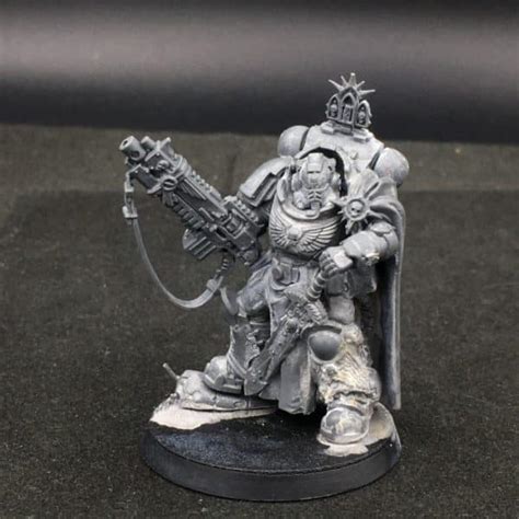 Primaris Captain In Gravis Armor Mindtaker Miniatures