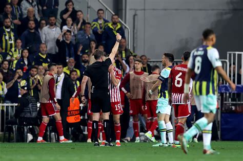 Yunan basınından flaş benzetme Fenerbahçe Olympiakos maçı