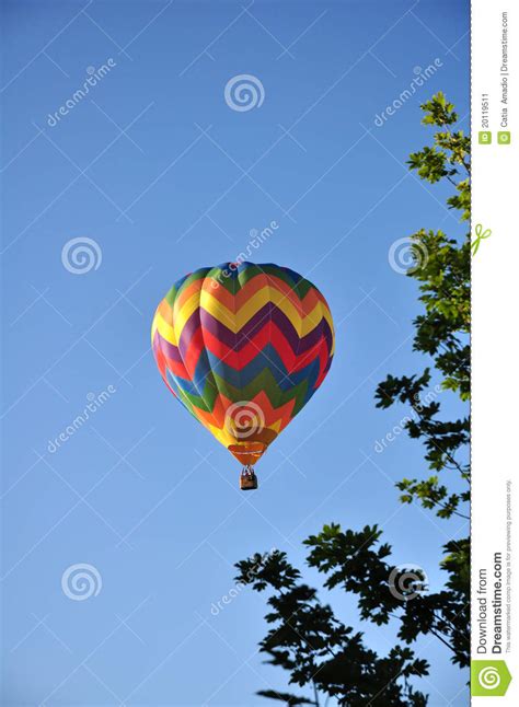 Ballon do ar quente imagem de stock Imagem de vôo colorido 20119511