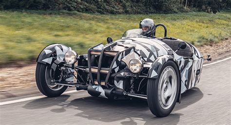 Morgans 3 Wheeler Makes A Comeback Swaps V Twin For Ford Three Pot