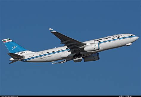 Kuwait Airways Airbus A330 9K APE Photo 53226 Airfleets Aviation