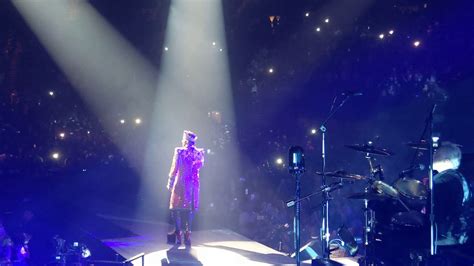 On Stage With Queen Adam Lambert The Rhapsody Tour Encore