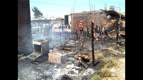 Pisco Incendio Consume Cuatro Viviendas En Un Asentamiento Humano