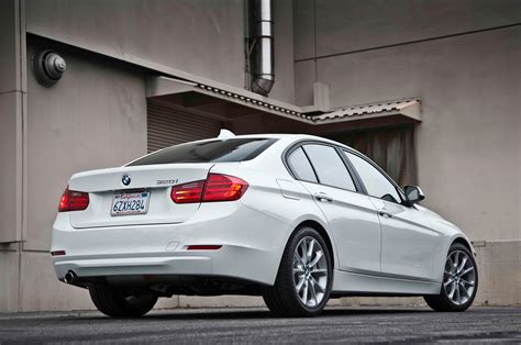 2013 Bmw F30 320i Test Drive By Motortrend Autoevolution