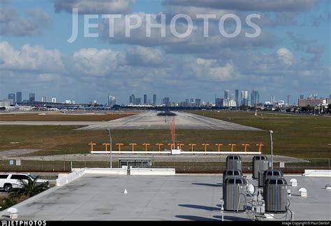 Kmia Airport Runway Paul Denton Jetphotos