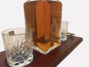 2 Glass Crystal Decanter Set With Wooden Tray Pronto Images