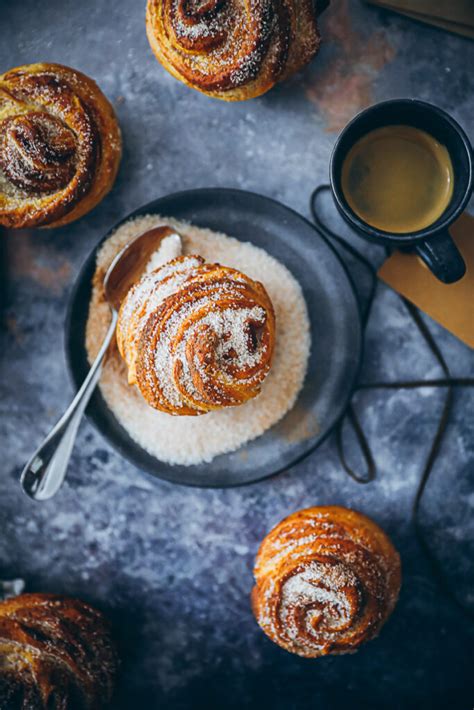 Einfaches Cruffins Rezept mit Marzipanfüllung