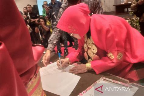 Mensos Gandeng Ptn Tangani Masalah Anak Dan Kemiskinan Antara News