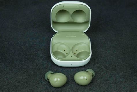 So Sánh Galaxy Buds 2 Và Galaxy Buds2 Pro Nên Mua Gì Hơn