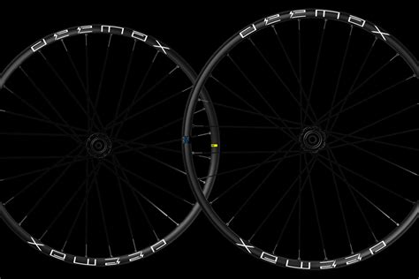 Mavic E Deemax Obruče s testem na 180 kg tech news BikeAndRide cz