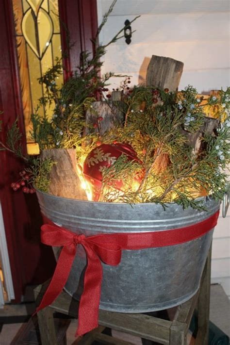 40 Cool Christmas Porch Decorations Ideas Interior Vogue